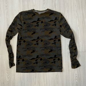🛍 OLD NAVY Long sleeve camouflage shirt